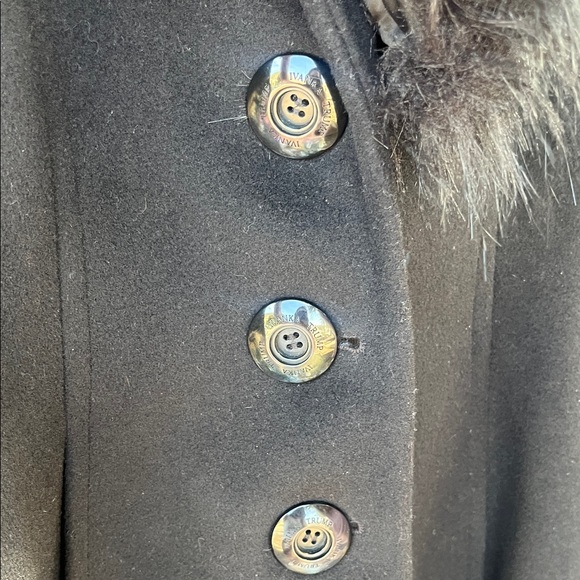 Ivanka Trump Elegant Detachable Black Fur Collar Coat- size 4 NWOT - Picture 5 of 15